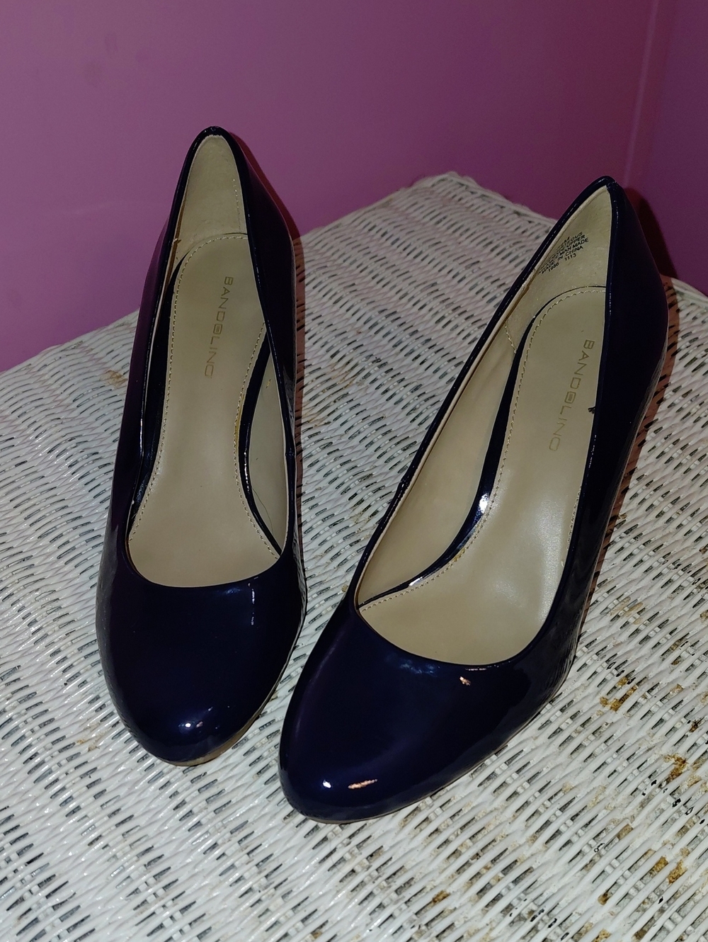 Bandolino Navy Patent Round Toe Heels